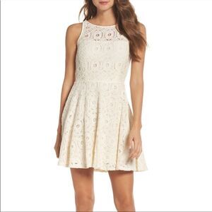 BB Dakota Renley Ivory Lace Sleeveless Dress Size 10 New